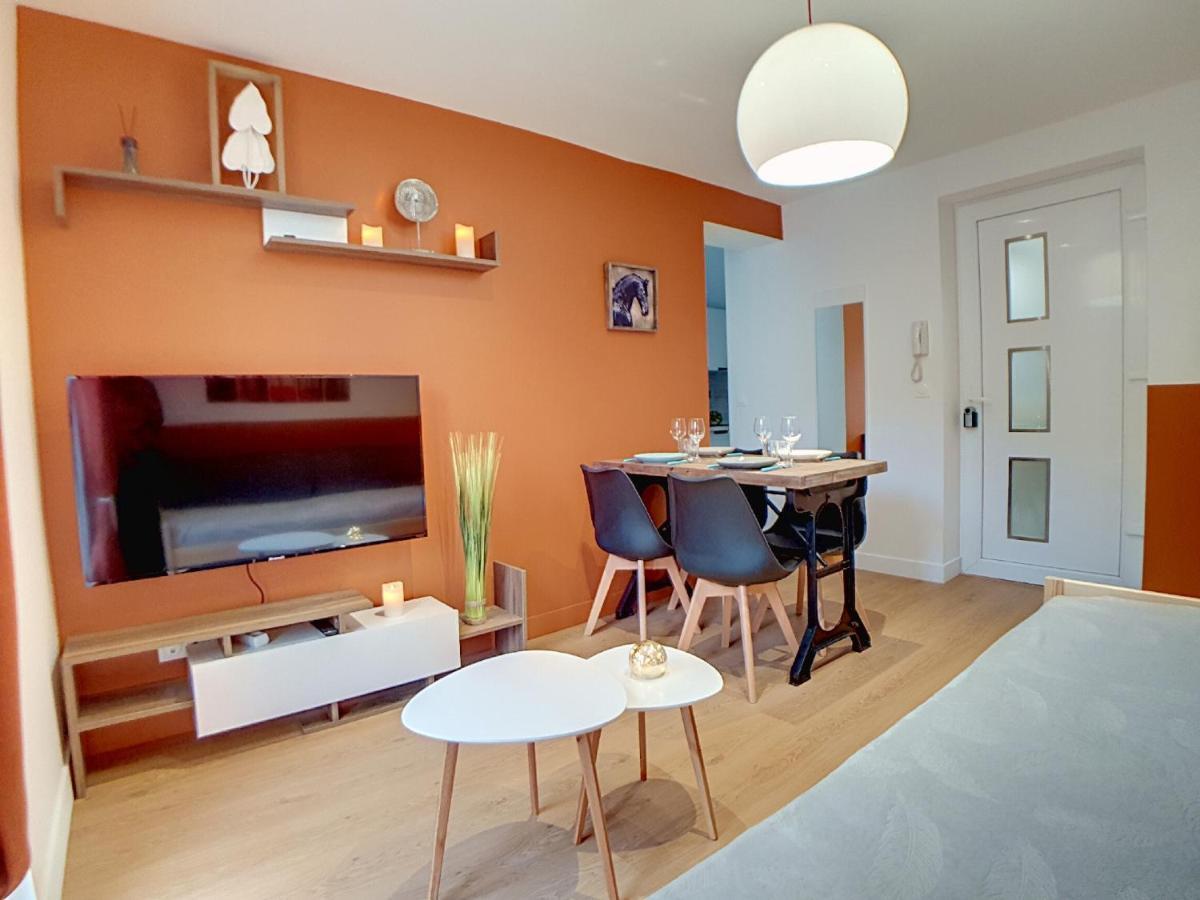 Stop Chez M Select Saga # Qualite # Confort # Simplicite Saint-Fons Eksteriør billede